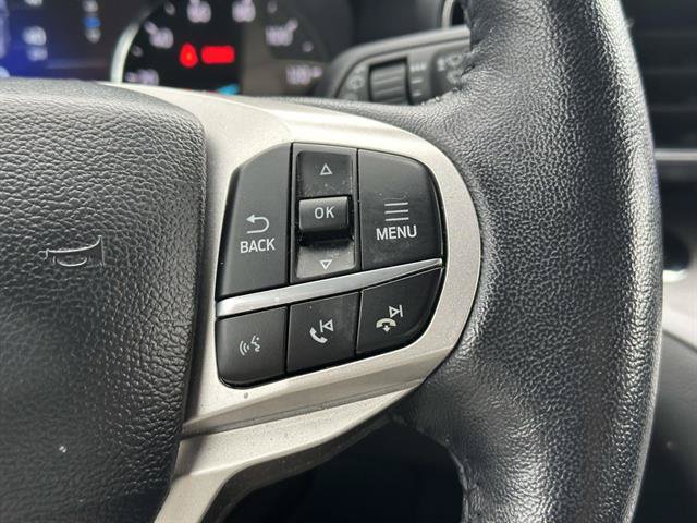 Used 2023 Ford Explorer XLT w/ Equipment Group 202A AWD/4WD image 15