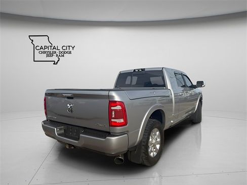 Used 2022 RAM 3500 Limited image 2