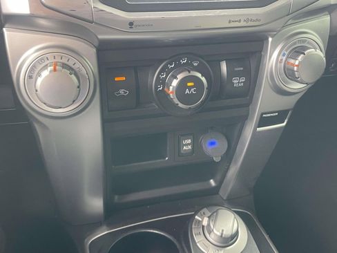 Used 2019 Toyota 4Runner SR5 AWD/4WD image 25