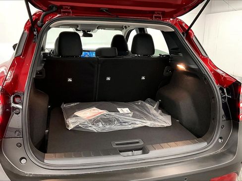 New 2026 Nissan Kicks SV FWD image 38