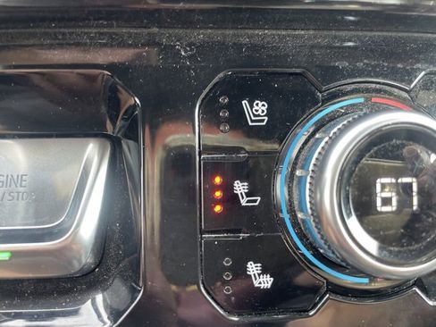 Used 2024 GMC Sierra 2500 AT4 w/ AT4 Premium Plus Package image 24