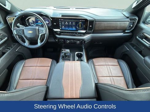 Used 2025 Chevrolet Silverado 1500 High Country AWD/4WD image 26