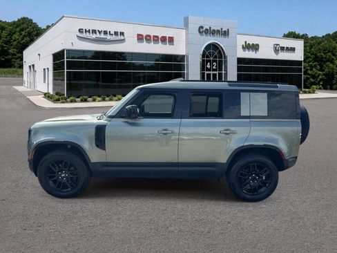 Used 2025 Land Rover Defender 110 S AWD/4WD image 3