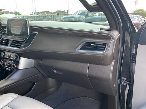 Used 2021 Chevrolet Tahoe Z71 image 17