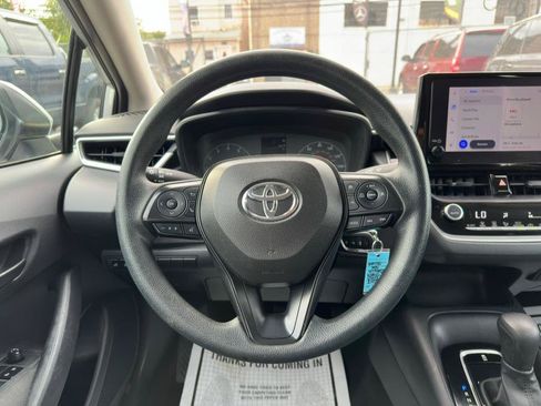 Used 2023 Toyota Corolla LE FWD image 23