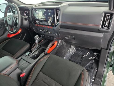 Used 2025 Nissan Frontier Pro-X w/ Pro Convenience Package RWD image 18