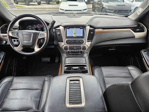 Used 2020 GMC Yukon Denali w/ Denali Ultimate Package AWD/4WD image 31