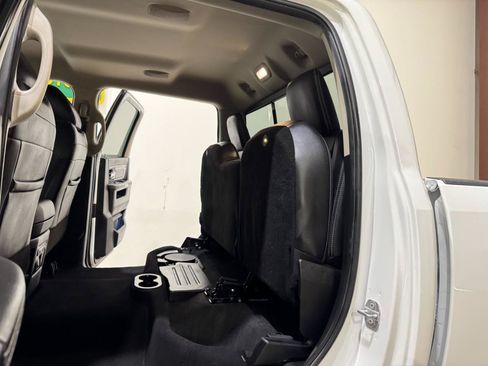 Used 2018 RAM 2500 Laramie w/ Convenience Group AWD/4WD image 19