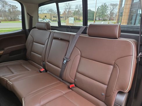 Used 2019 Chevrolet Silverado 3500 High Country w/ Duramax Plus Package image 13