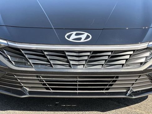 New 2026 Hyundai Elantra Sport FWD image 25
