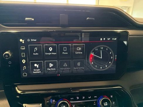 Used 2025 GMC Sierra 1500 AT4 w/ Technology Package AWD/4WD image 27