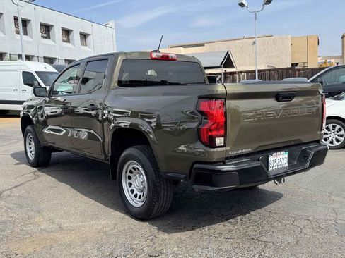 Used 2024 Chevrolet Colorado W/T image 11