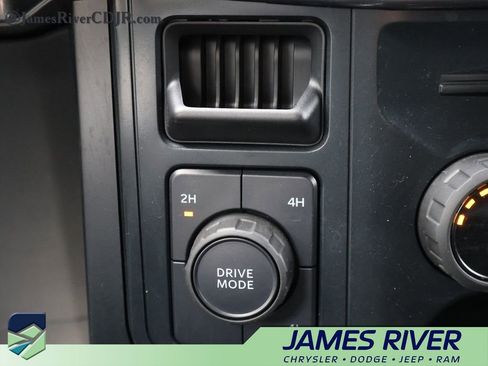 Used 2024 Ford F150 STX AWD/4WD image 31