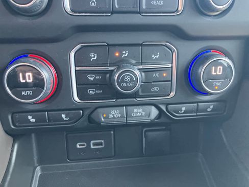Used 2023 Chevrolet Tahoe Z71 AWD/4WD image 29