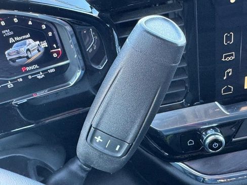 Used 2024 GMC Sierra 1500 SLT image 22