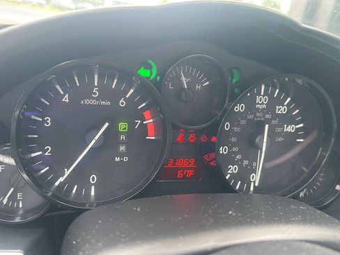 Used 2013 MAZDA MX-5 Miata Club RWD image 16