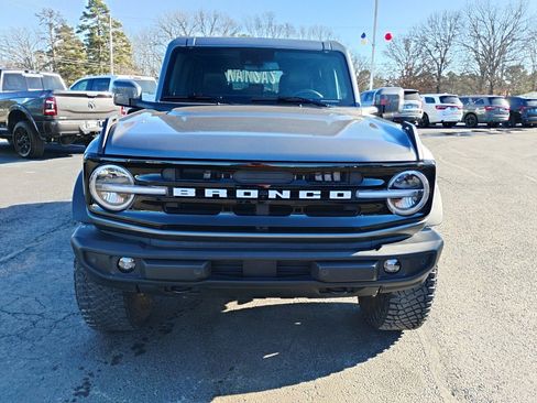 Used 2024 Ford Bronco Outer Banks w/ Sasquatch Package image 2