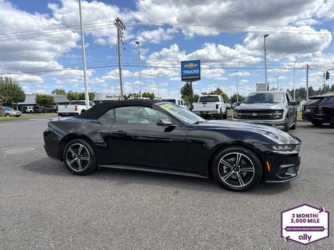 Used 2024 Ford Mustang Premium RWD image 7