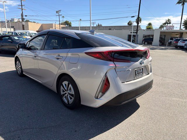 Used 2021 Toyota Prius Prime XLE w/ Carpet Mat Package (TMS) FWD image 5