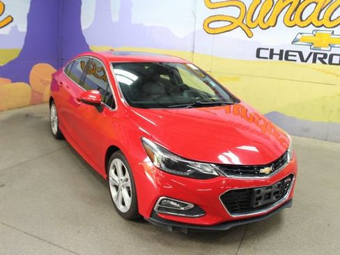 Used 2016 Chevrolet Cruze Premier w/ Premier True North Edition FWD image 2