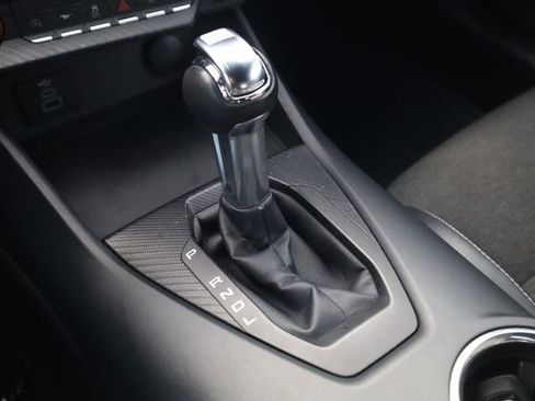 Used 2024 Ford Mustang EcoBoost image 21