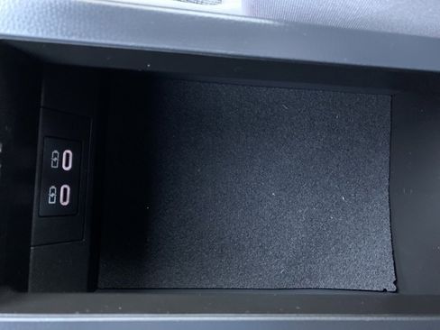 Certified 2023 Toyota Prius LE image 22