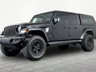 Used 2021 Jeep Gladiator Sport