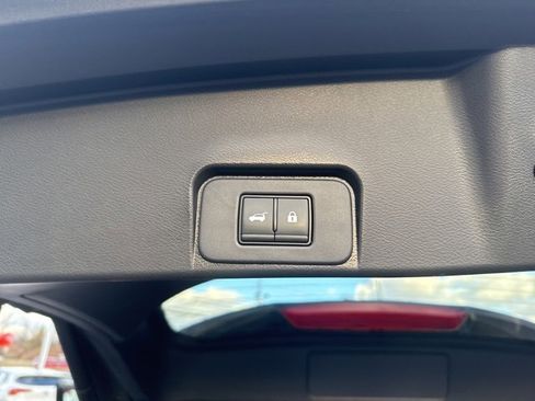 Certified 2023 Nissan Rogue SV w/ SV Premium Package image 24