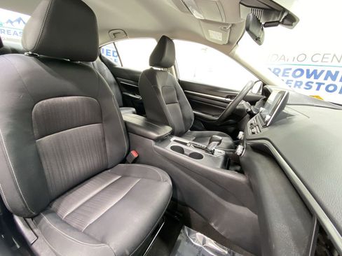 Used 2022 Nissan Altima 2.5 SV image 23