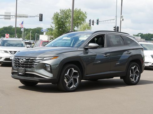 Used 2023 Hyundai Tucson SEL w/ Convenience Package AWD/4WD image 2