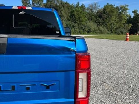 Used 2021 Ford F250 Lariat AWD/4WD image 3