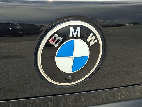 Used 2023 BMW 760i xDrive AWD/4WD image 34