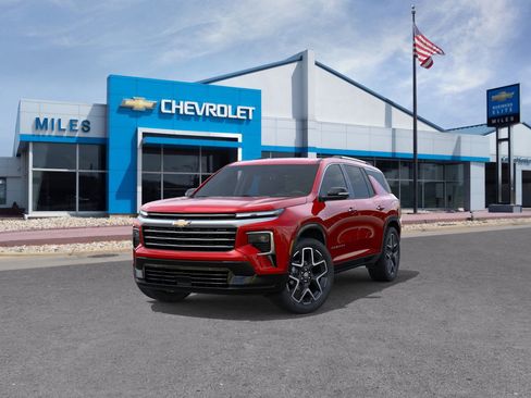 New 2026 Chevrolet Traverse High Country w/ LPO, Floor Liner Package image 12