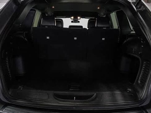 Used 2021 Jeep Grand Cherokee Laredo X image 28