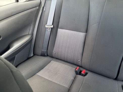 Used 2025 Nissan Sentra SV image 37