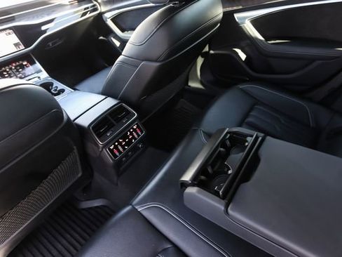 Used 2021 Audi A7 e Prestige w/ Prestige Package image 47