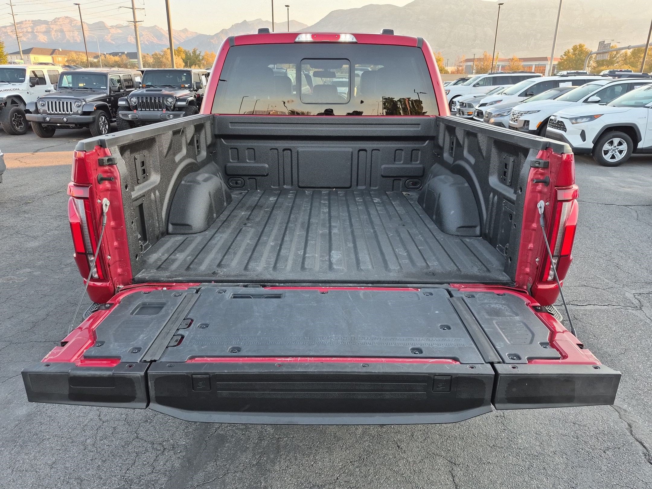 Used 2024 Ford F150 Lariat w/ Equipment Group 502A High AWD/4WD image 33