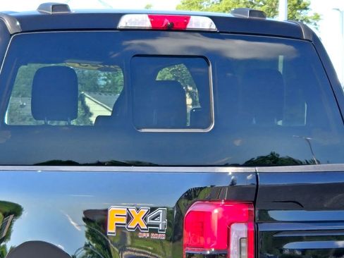 New 2025 Ford F250 Platinum image 17