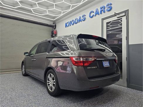 Used 2012 Honda Odyssey EX image 3