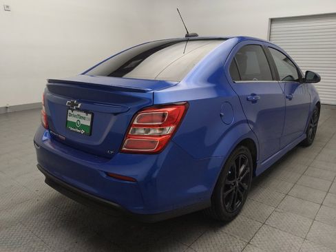 Used 2018 Chevrolet Sonic LT w/ Fun and Sun With RS Package FWD image 9