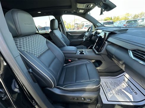 Used 2024 GMC Acadia Denali w/ Super Cruise Package image 25