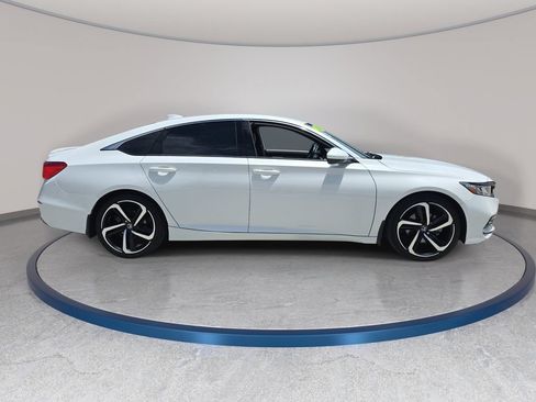 Used 2019 Honda Accord Sport image 5