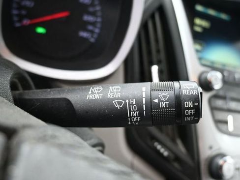 Used 2017 Chevrolet Equinox Premier w/ Enhanced Convenience Package image 18