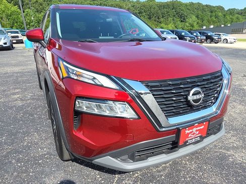Used 2023 Nissan Rogue SV AWD/4WD image 11
