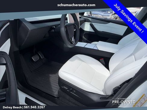 Used 2026 Tesla Model Y AWD image 10