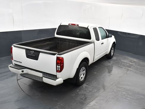 Used 2020 Nissan Frontier S image 35