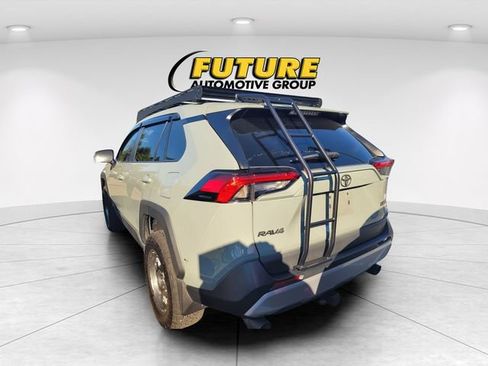 Used 2022 Toyota RAV4 Adventure AWD/4WD image 4