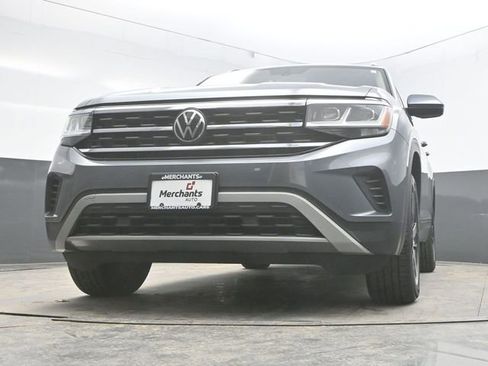 Used 2023 Volkswagen Atlas SE image 28