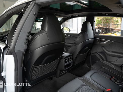 Used 2024 Audi RS Q8 image 31