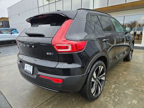 Certified 2024 Volvo XC40 B5 Plus w/ Protection Package Premier image 5